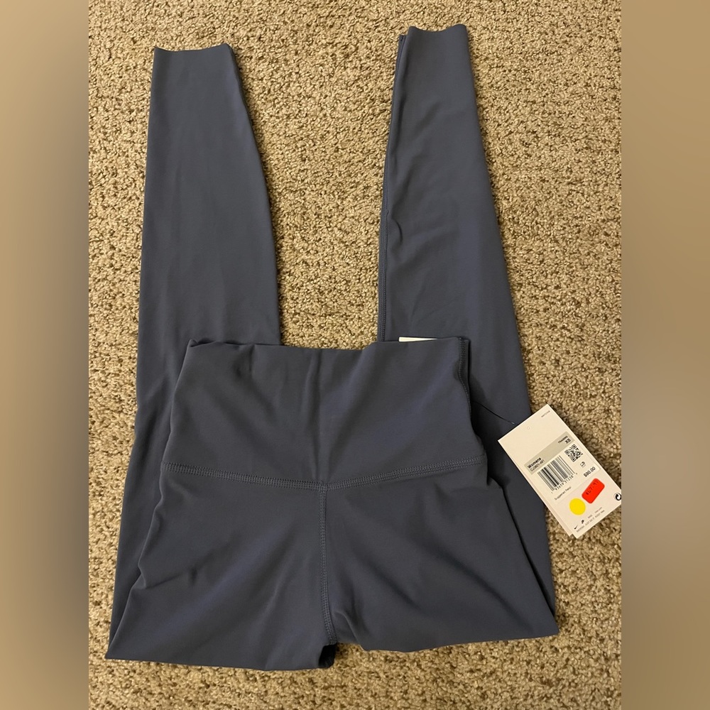 Nike Yoga Luxe